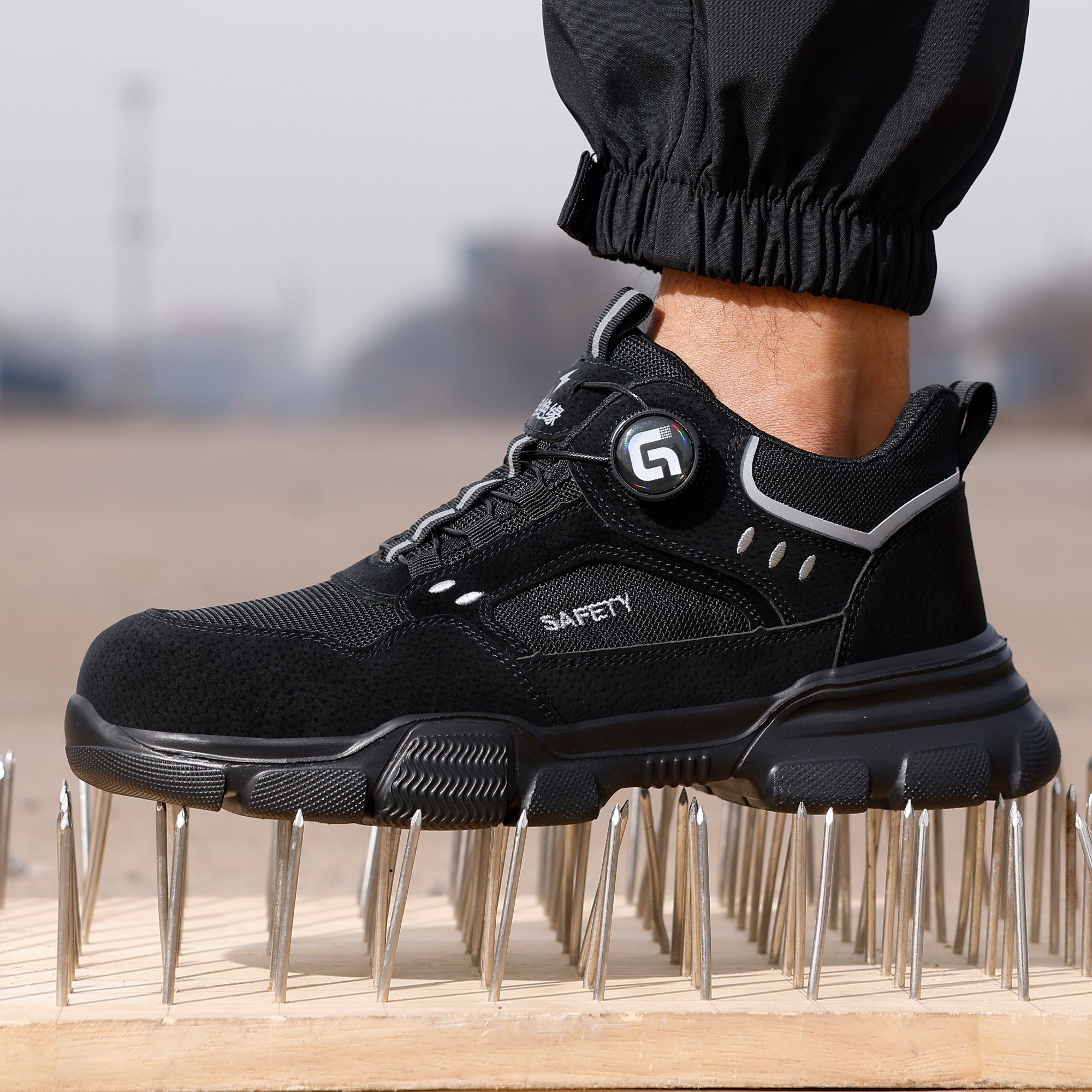 GUYISA Waterproof Microfiber Upper Safety Shoes Lightweight EVA Outsole Safety Shoes