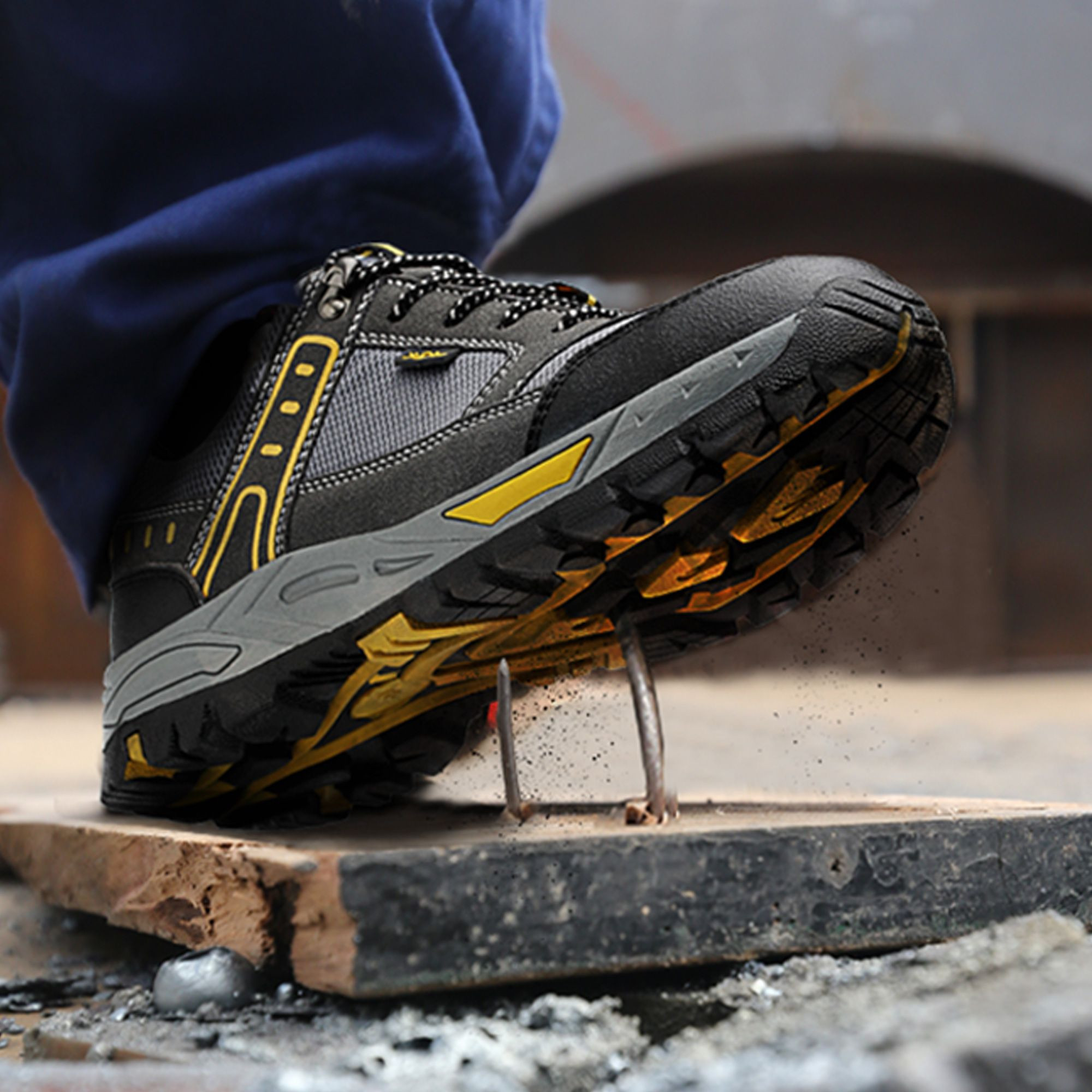 Breathable Safe Construction Site Anti-Smashing Anti-Stab Comfortable Casual Safety Shoes