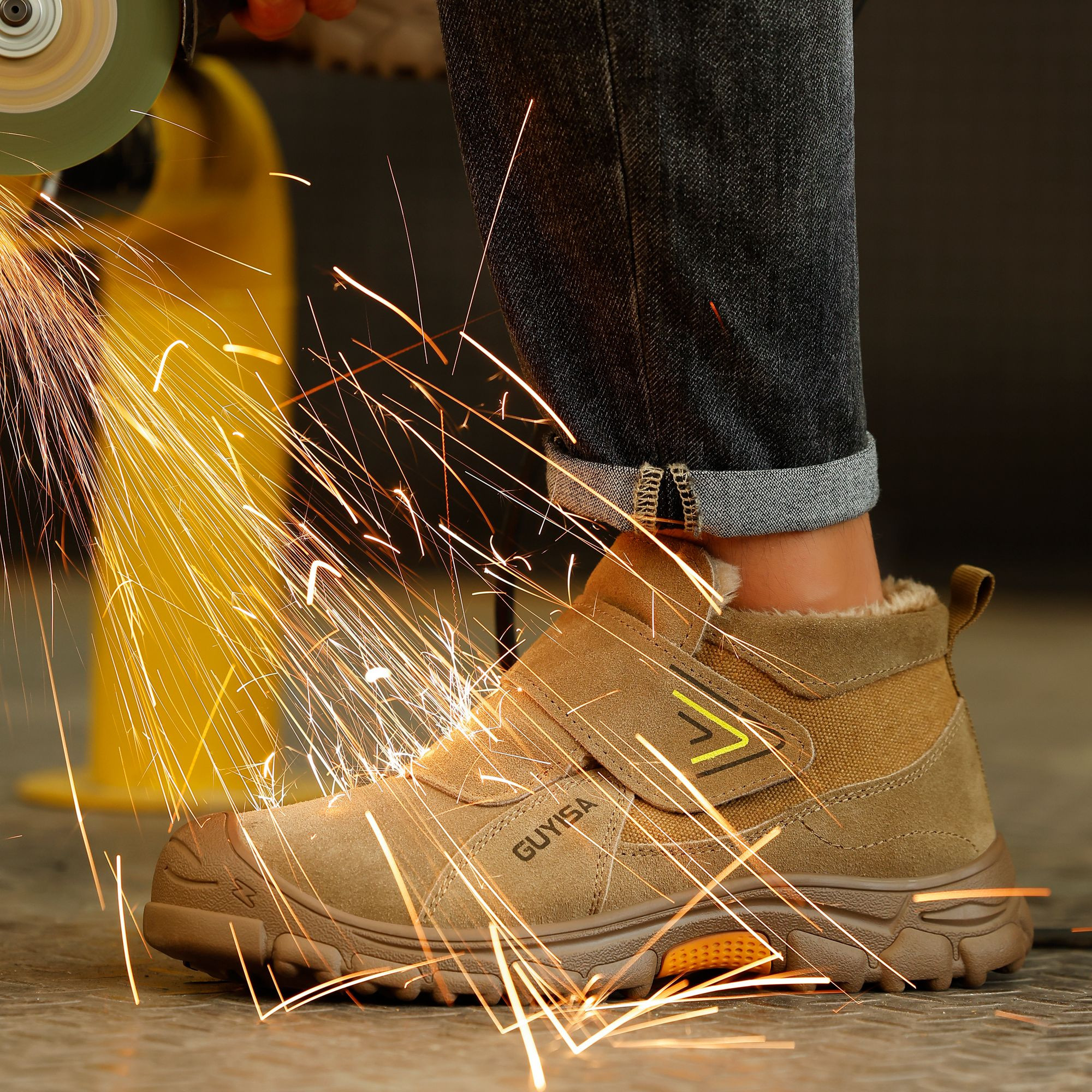 GUYISA Non-Slip and Anti-Ironing Welders Safety Shoes Work Boots for Protective Work Environments
