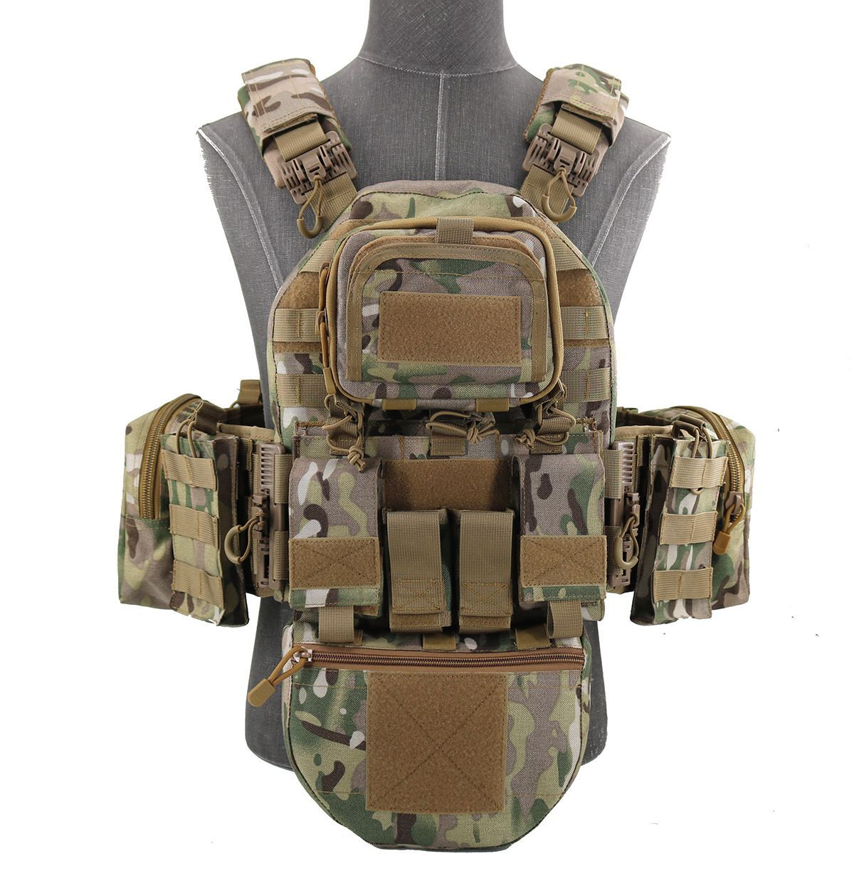 Outdoor camouflage vest,breathable and wear-resistant, real-life CS multi-functional combat vest