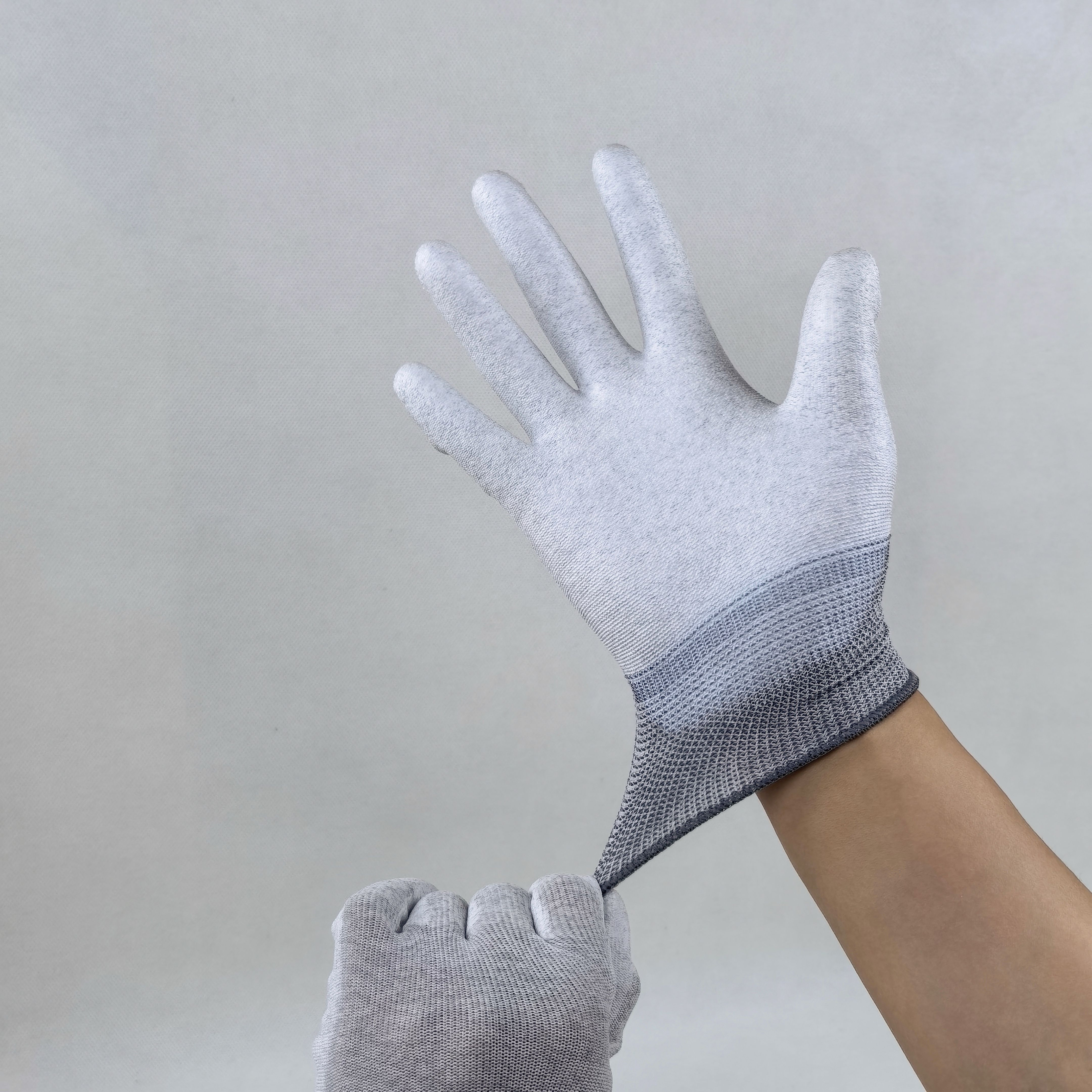 EN61340 ESD Safe PU Palm Dipped Gloves 13G with Carbon Fiber Conductive Fingertips for Electronics Assembly & Static-Se