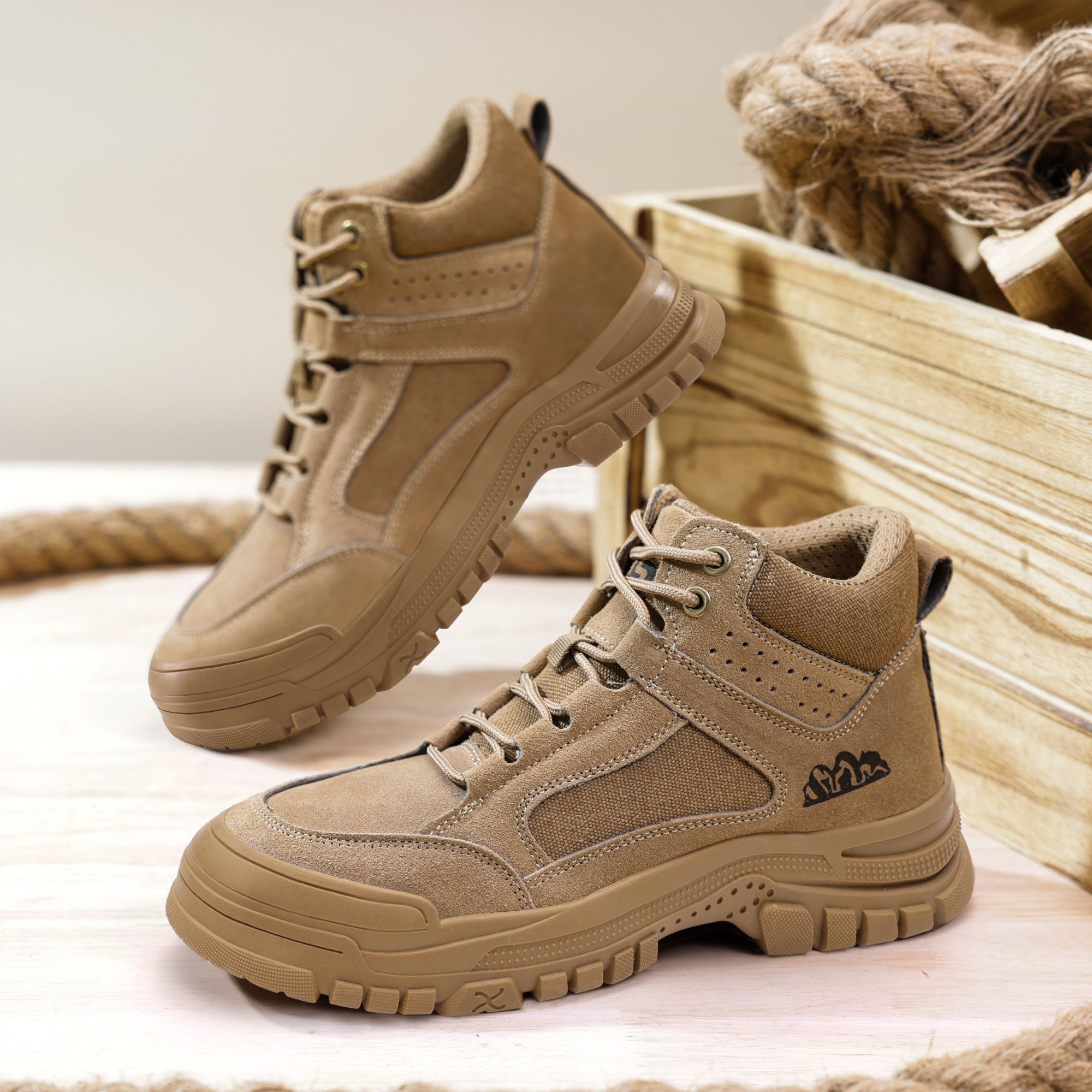 GUYISA Unisex Four Seasons Non Slip Anti Smashing and Anti Piercing Comfortable High-Top Safety Shoes Boots