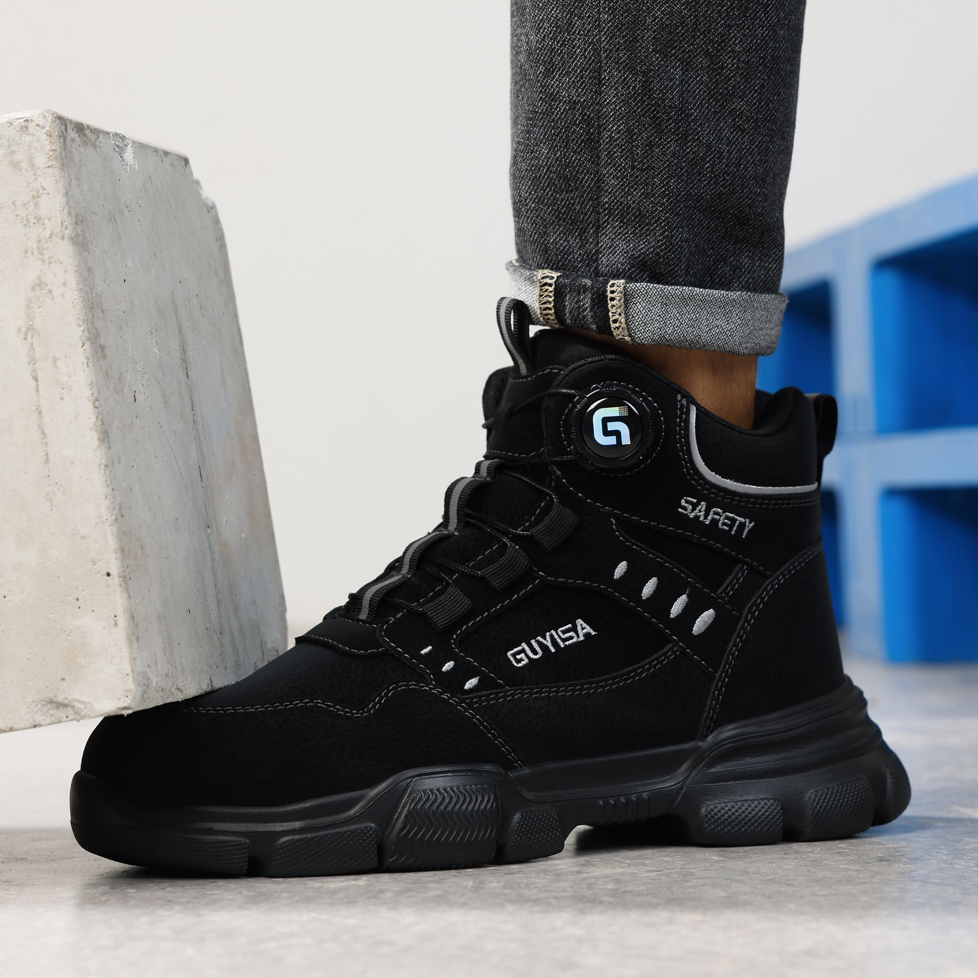 Safety Boots Men Mesh Upper Anti-slip Breathable Anti-static Cushioned Rubber Outsole Safety Boots Men