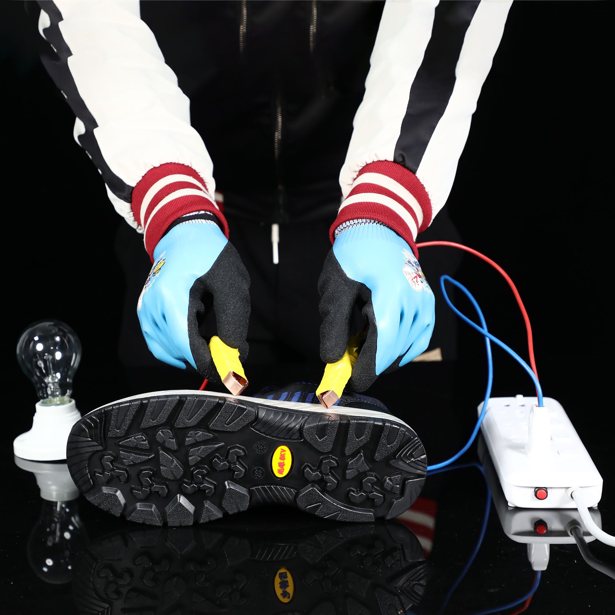 GUYISA Factory Price Customized Anti-smash Anti-puncture and Anti-static Good Quality Safety Shoes for Men