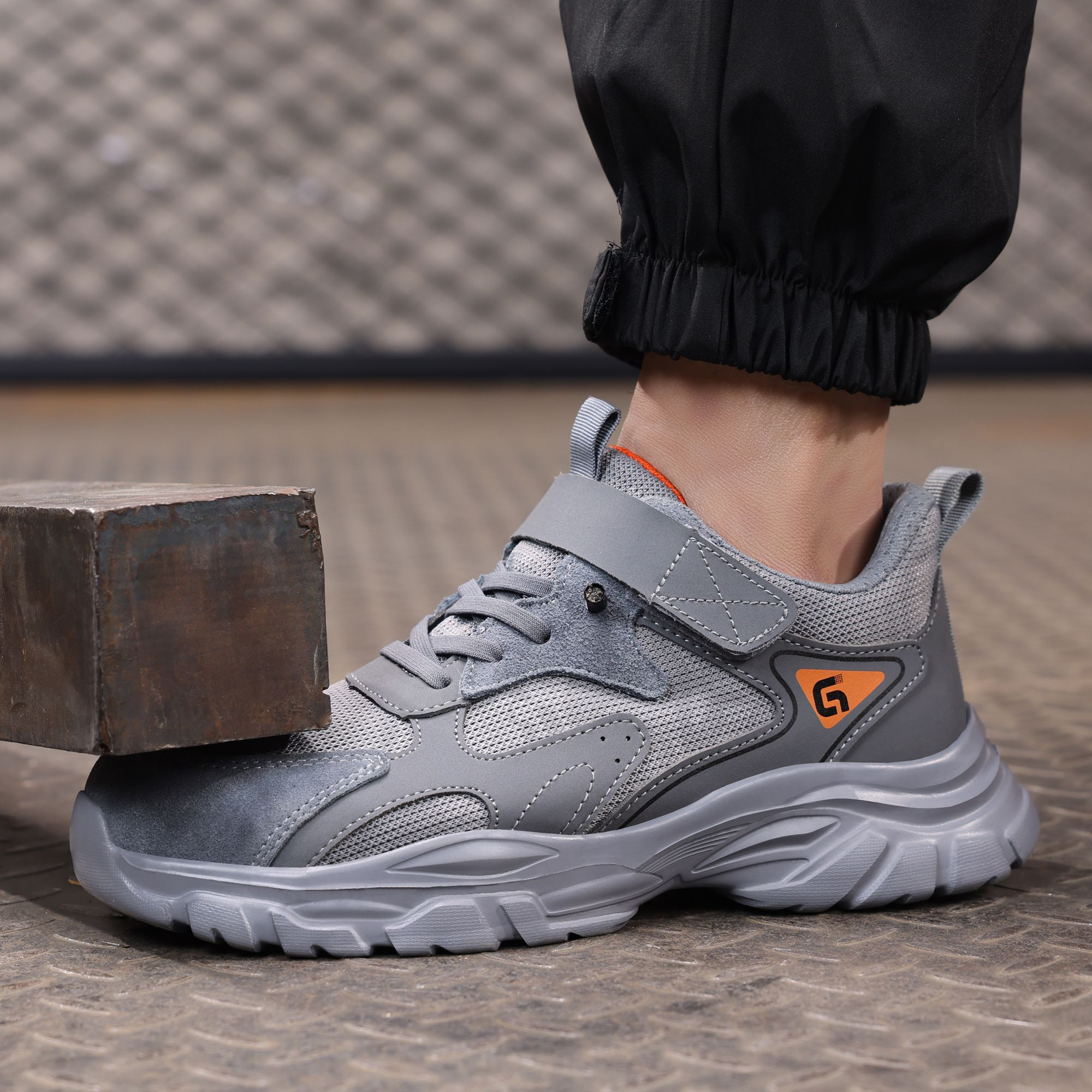 GUYISA Safety Shoes Light Weight European Standard Steel Toe Rubber and Plastic Grey Safety Shoes