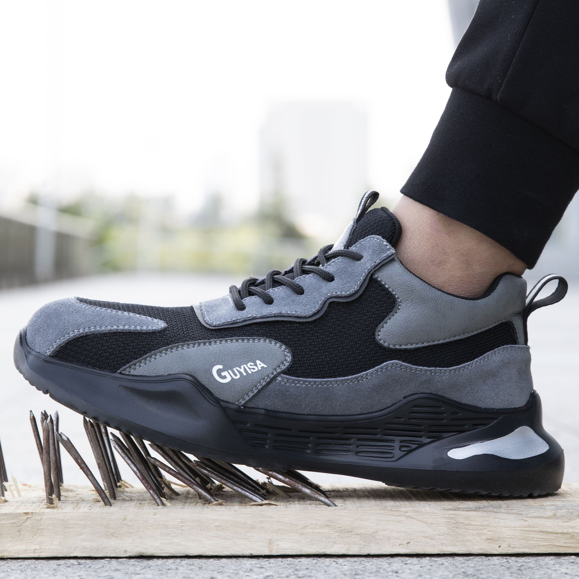 Lanoudun Winter Safety Shoes Insulated 10KV Sports Safety Shoes for Men